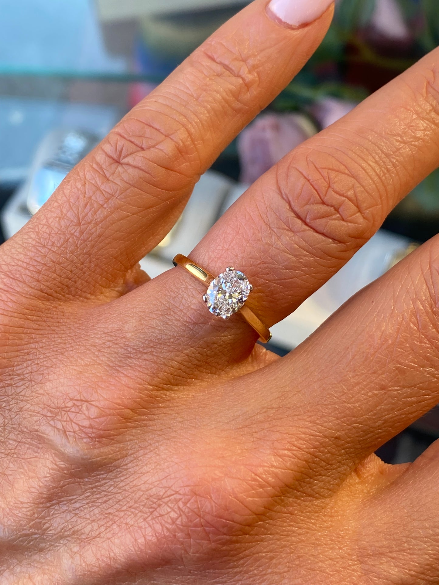 18ct Gold Oval Solitaire Diamond Engagement Ring