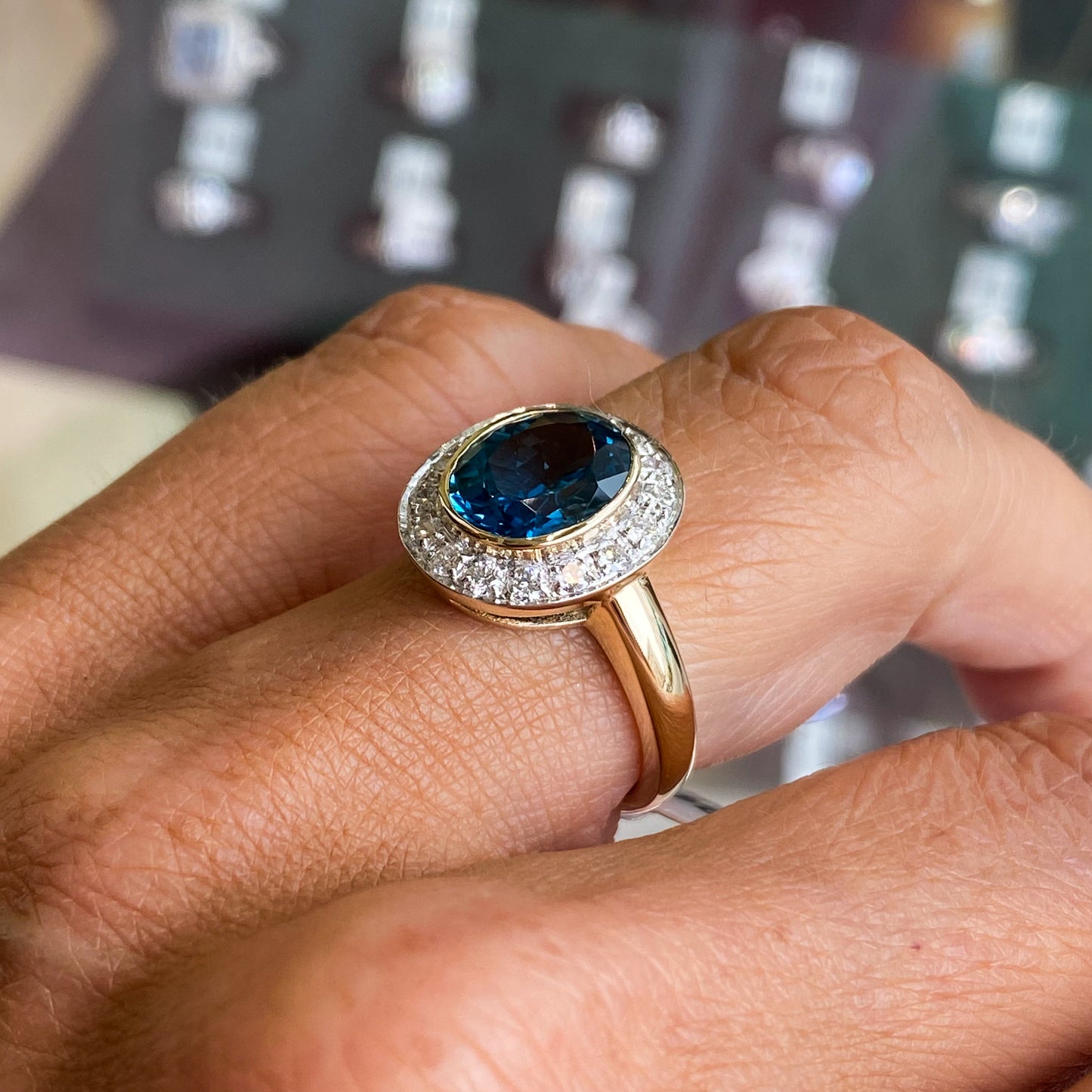 9ct Gold London Blue Topaz & Diamond Ring