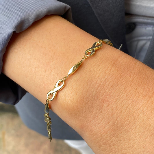 9ct Gold Infinity Bracelet - John Ross Jewellers