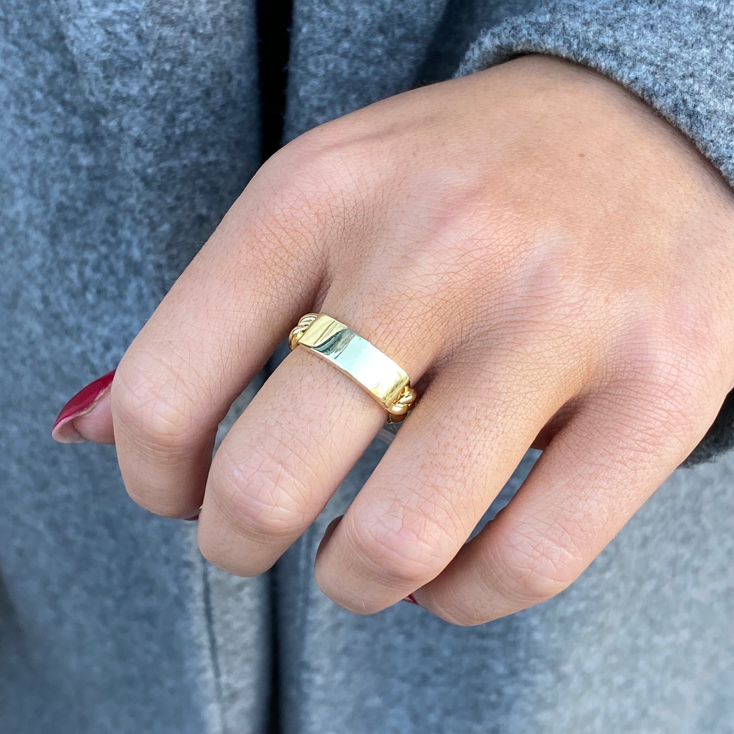 Sunshine Signet Bar Ring