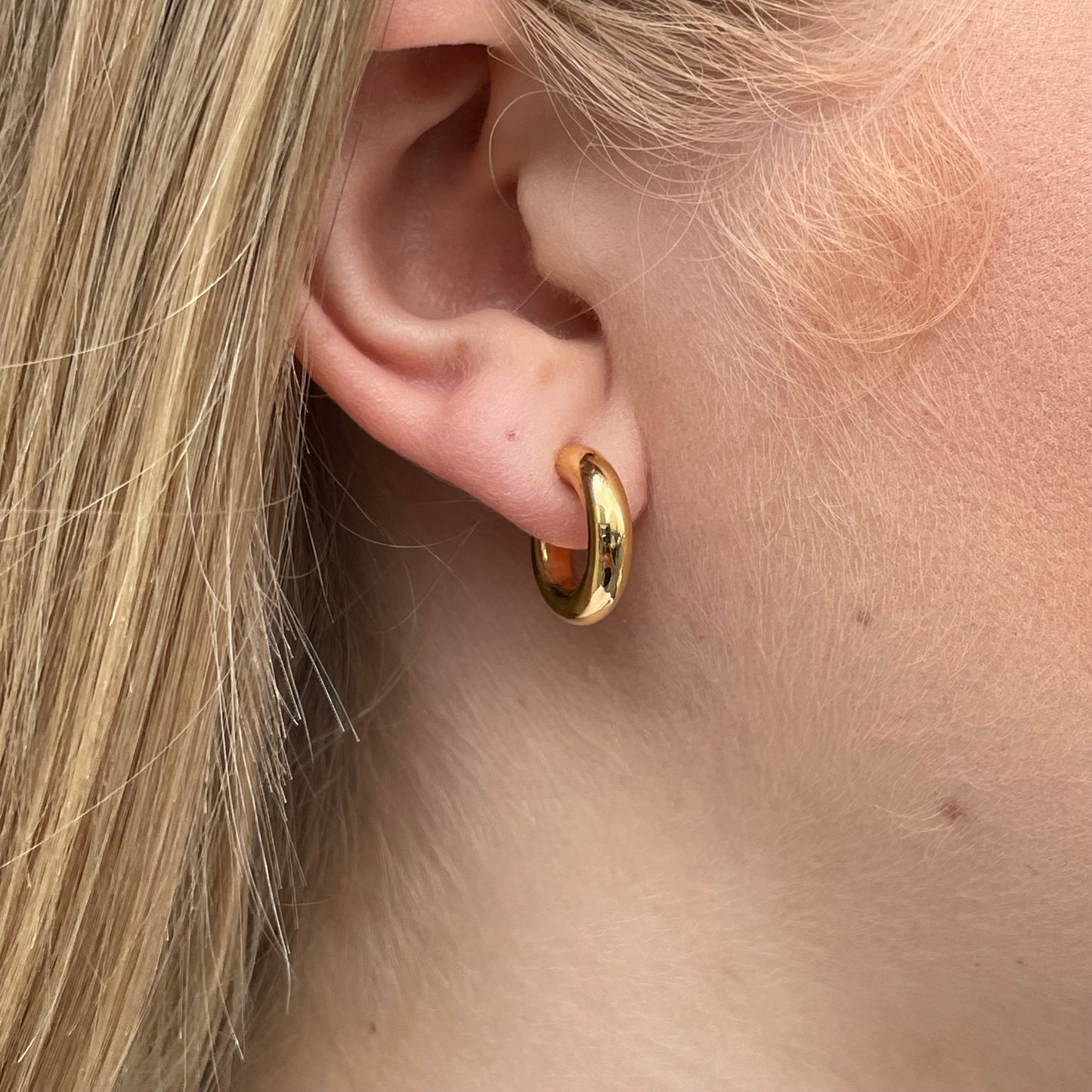 Sunshine Chunky Tube Hoop Earrings | 17mm