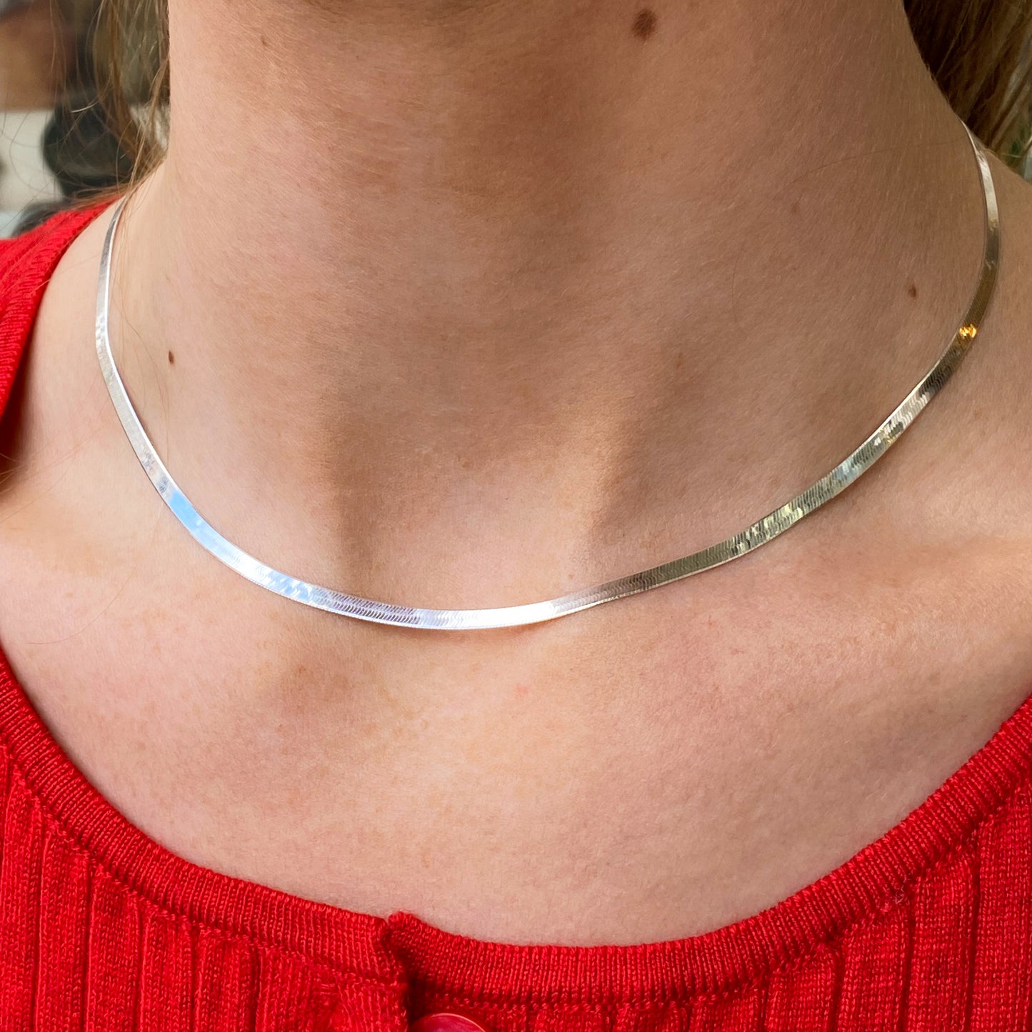 Silver Herringbone Necklace | Light