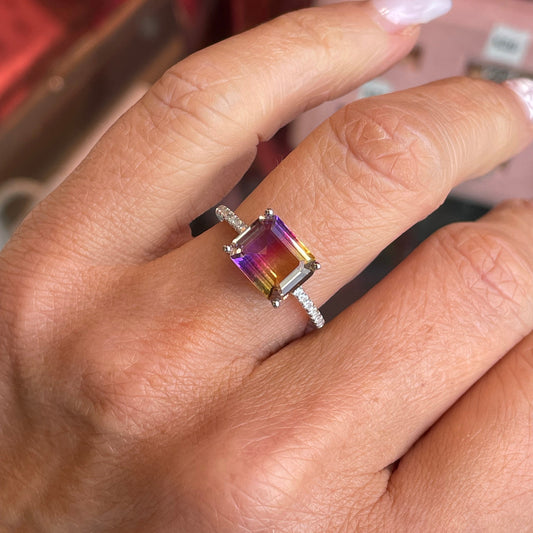 Silver Side to Side Solitaire Ring | Mystic