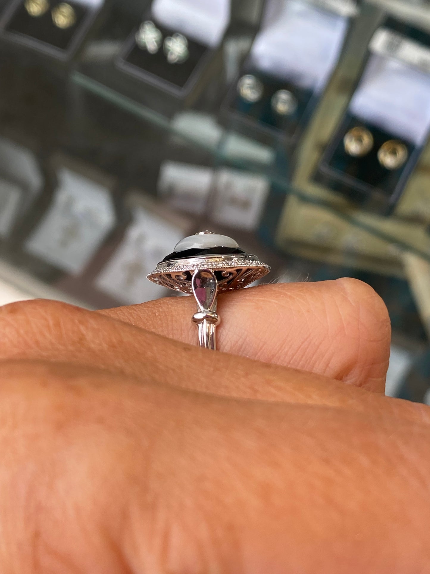 9ct White Gold Mother of Pearl, Onyx & Diamond Ring - John Ross Jewellers