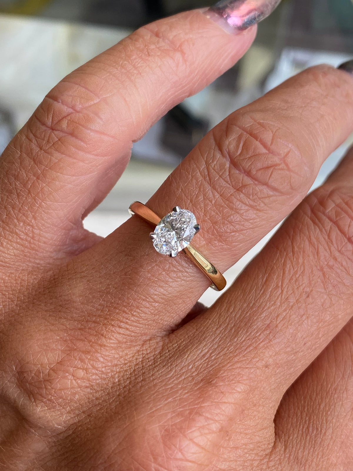 18ct Gold Oval Solitaire Engagement Ring | 0.82ct Certificated Lab Grown