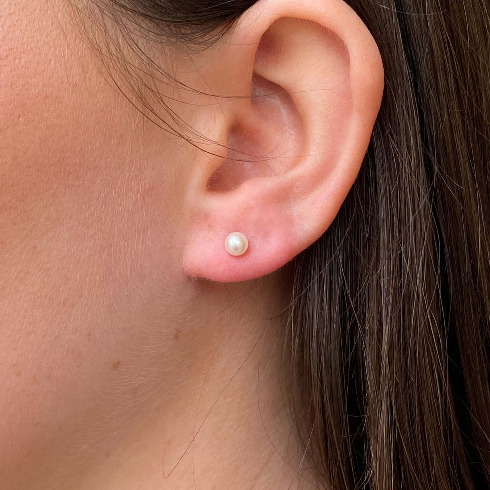 Silver Freshwater Pearl Stud Earrings | 4.5-5.0mm - John Ross Jewellers