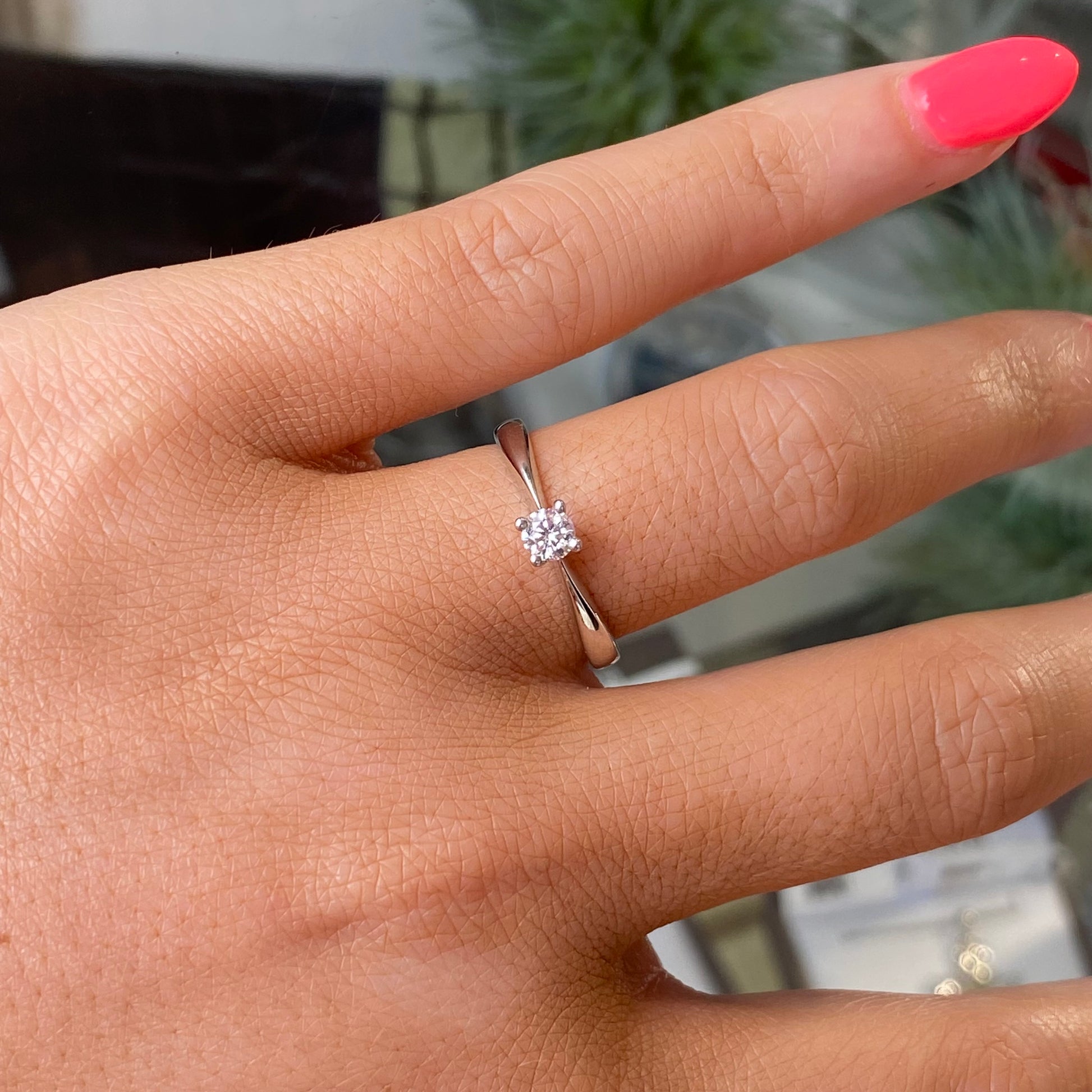 18ct White Gold Diamond Solitaire Engagement Ring | 0.19ct GSI - John Ross Jewellers