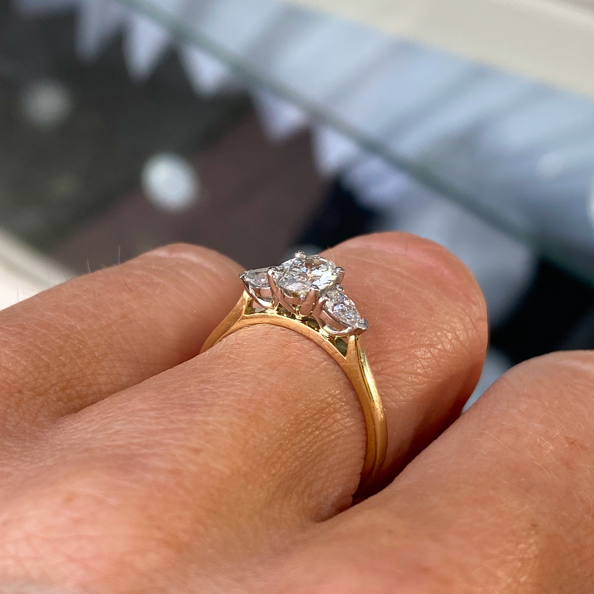 18ct Gold Oval & Pear Engagement Ring | Certificated - John Ross Jewellers