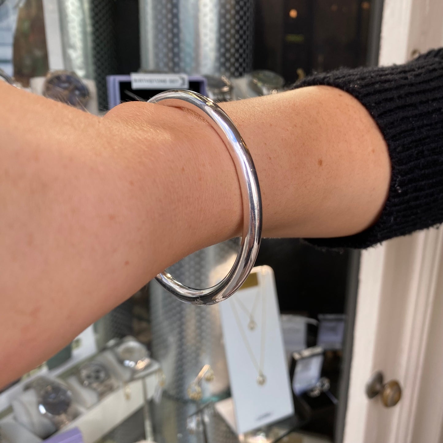 Silver Round Shaped Bangle | 6mm Medium - John Ross Jewellers
