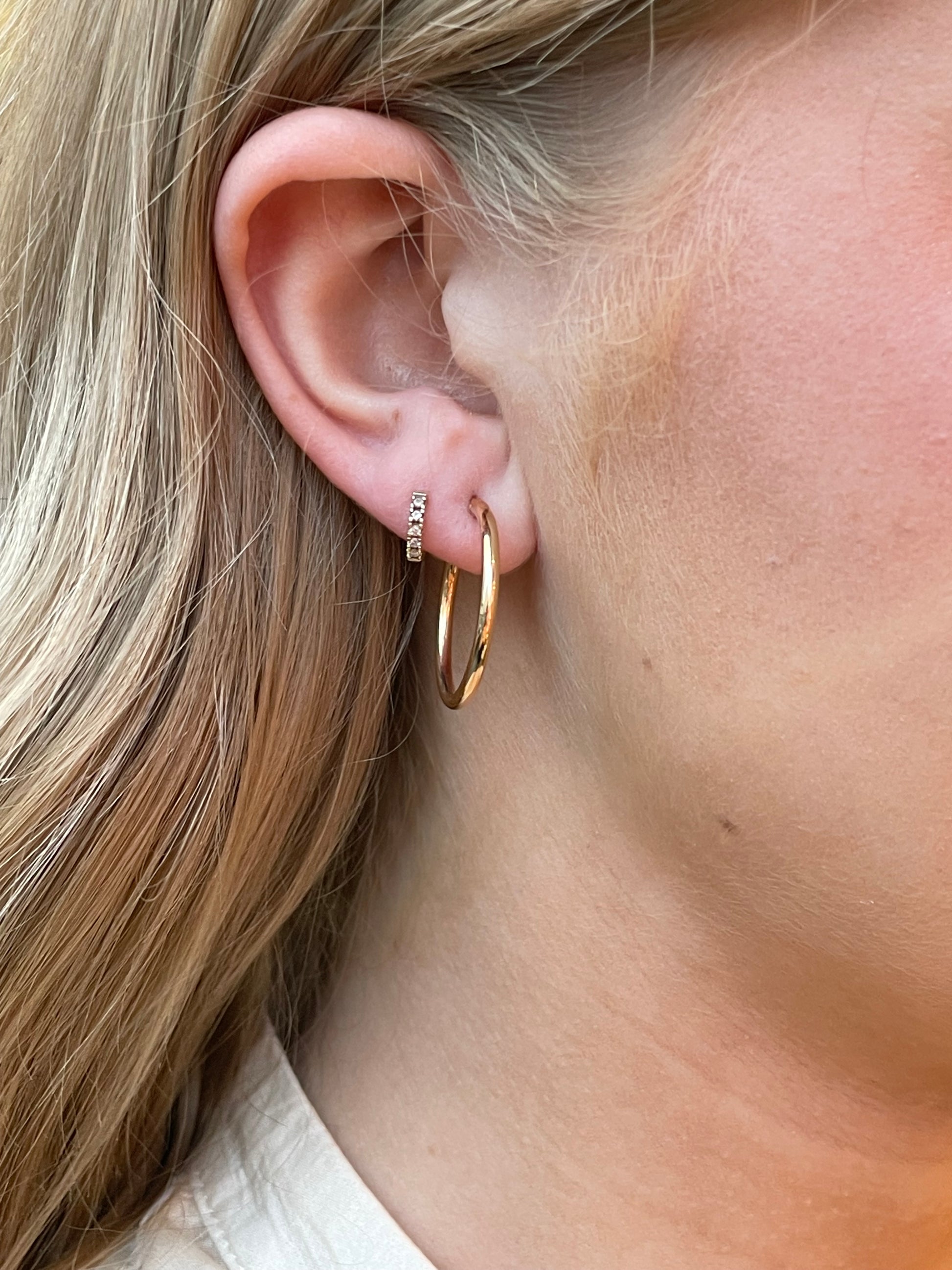 9ct Gold Skinny Tube Hoop Earrings 20mm - John Ross Jewellers