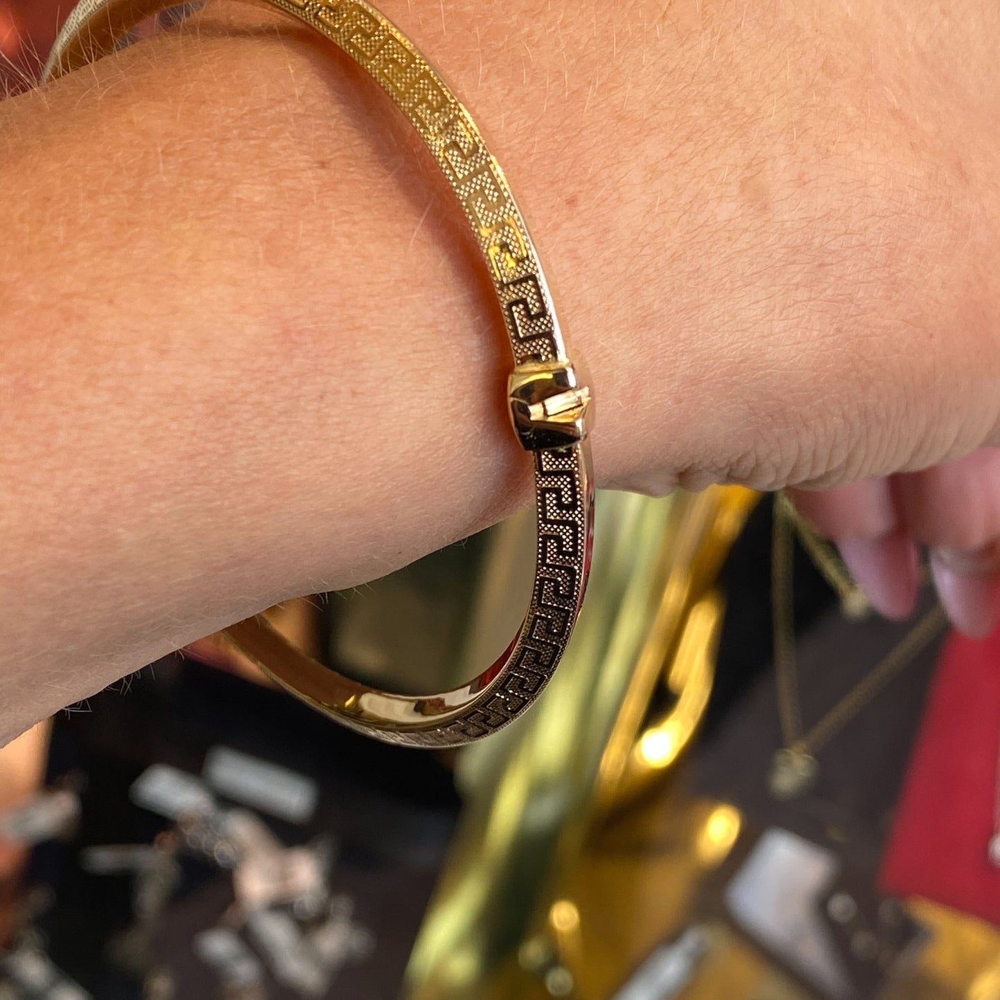 14ct Gold Greek Pattern Bangle