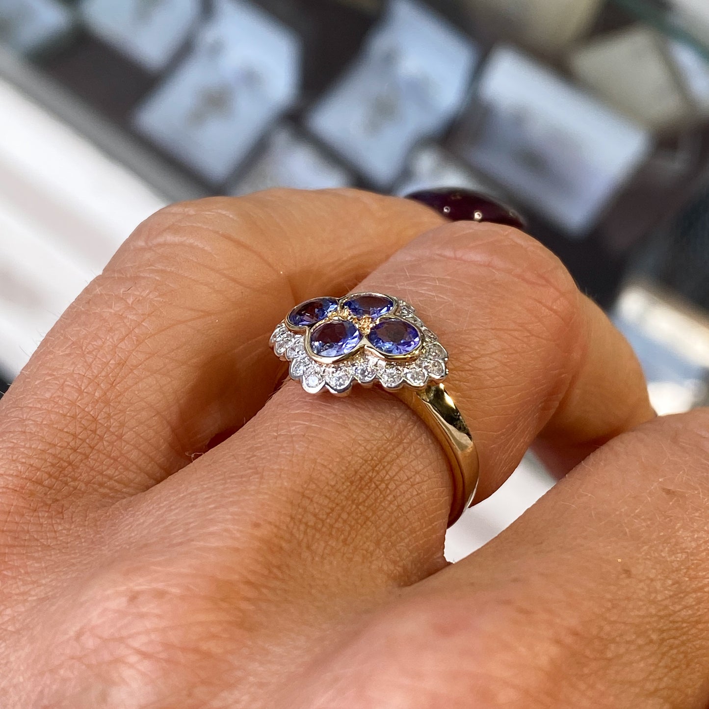 9ct Gold Tanzanite & Diamond Quattro Ring