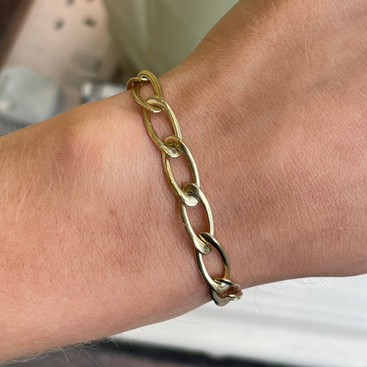 9ct Gold Elongated Curb Link Bracelet