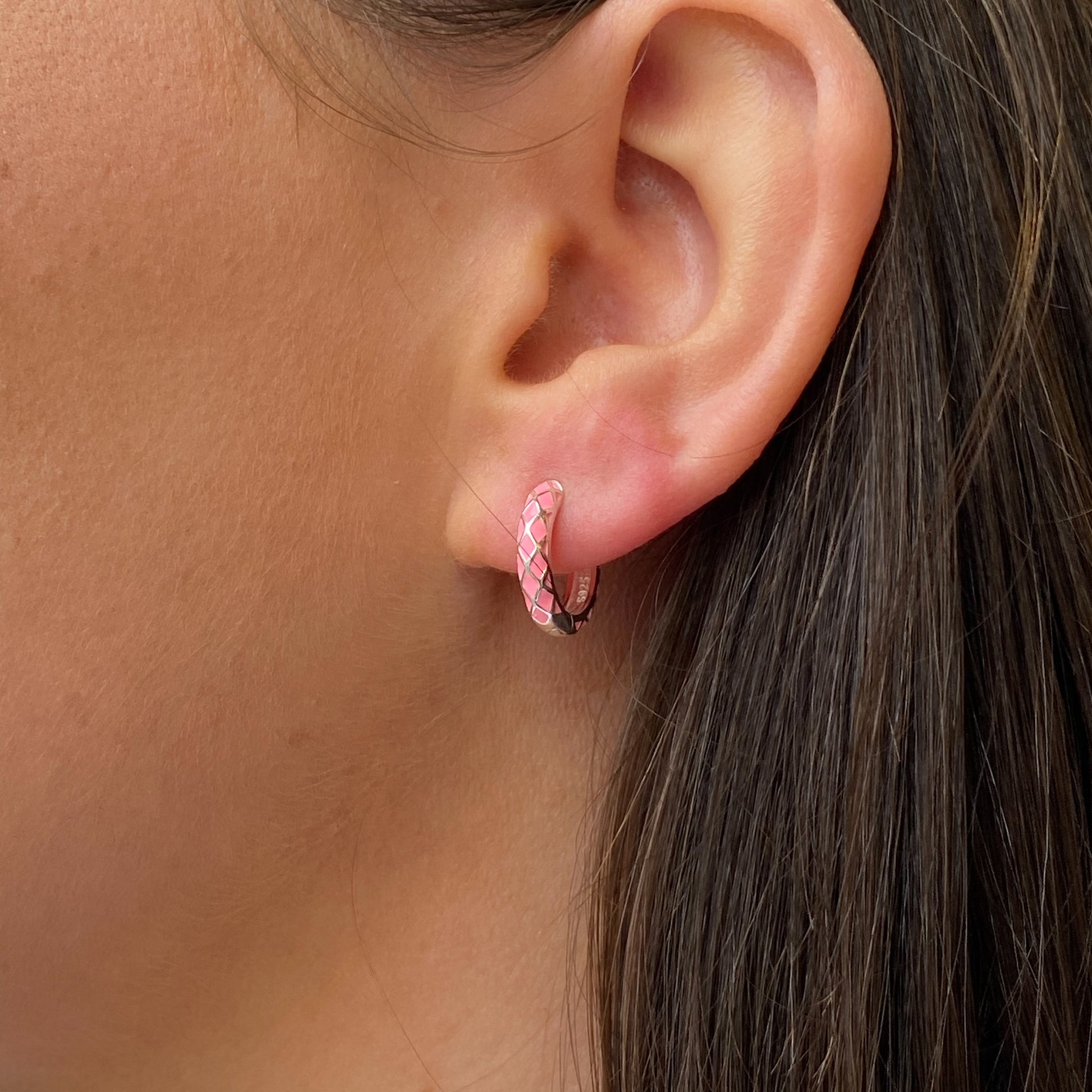 Silver Baby Pink Enamel Snakeskin Huggie Hoop Earrings | 14mm - John Ross Jewellers