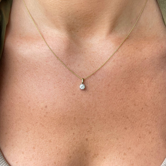 18ct Gold Diamond Solitaire Pendant 0.50ct Certificated