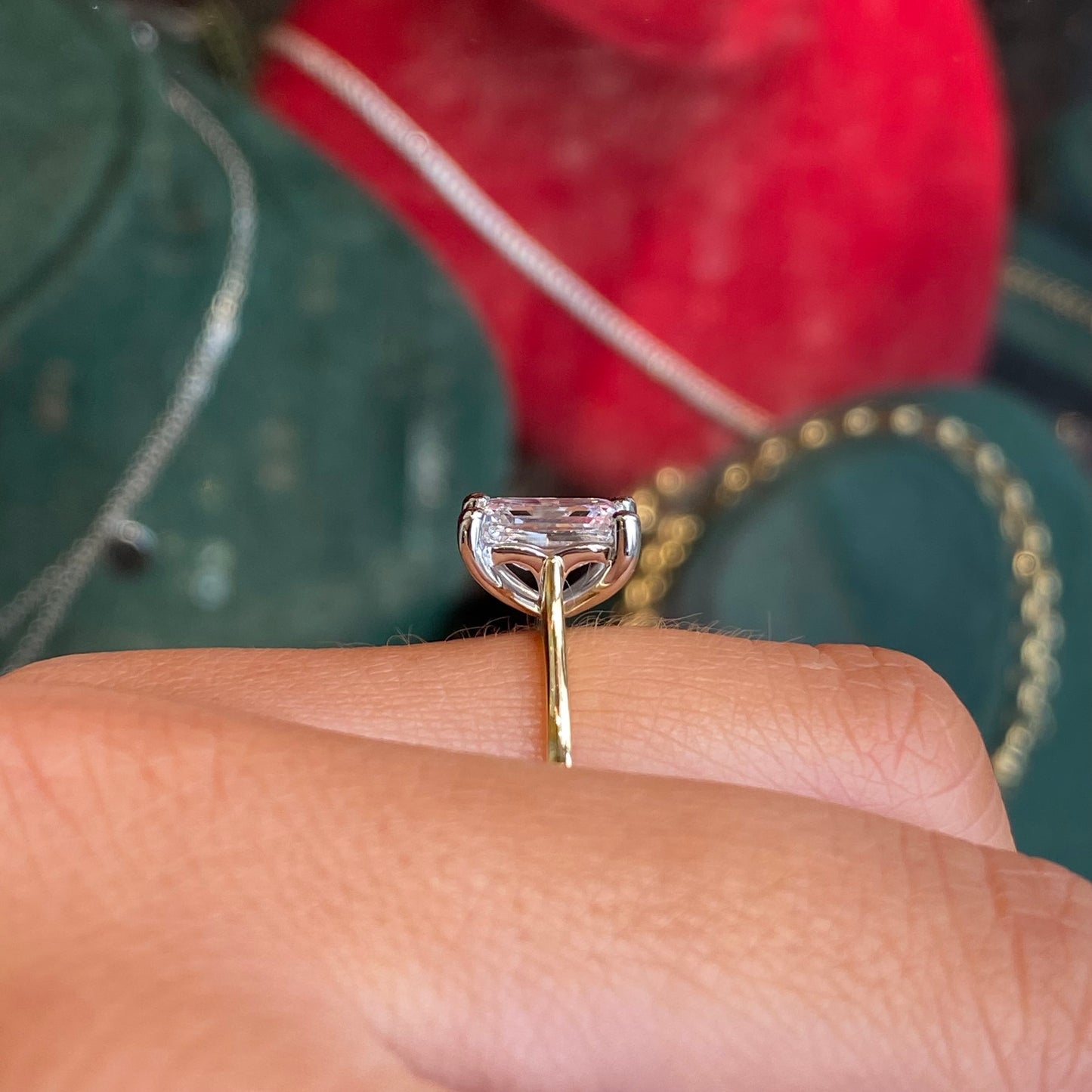 18ct Gold Solitaire Engagement Ring | Certificated Emerald Cut Lab 1.59ct