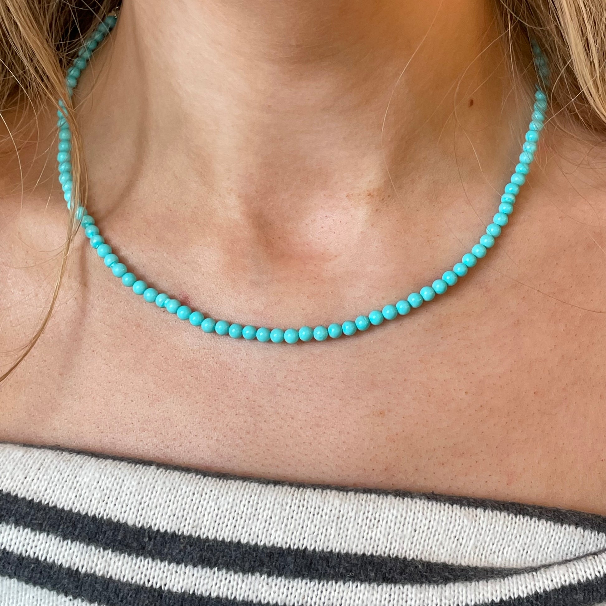 Silver 3mm synthetic turquoise beaded necklace from Comero, featuring 42+5cm length and vibrant turquoise beads.
