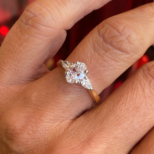 18ct Gold Trilogy Engagement Ring | Certificated Lab 1.36ct