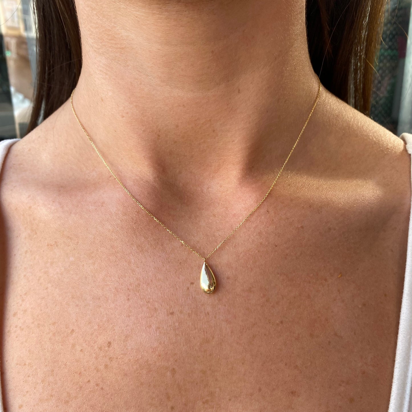 9ct Gold Teardrop Necklace - John Ross Jewellers