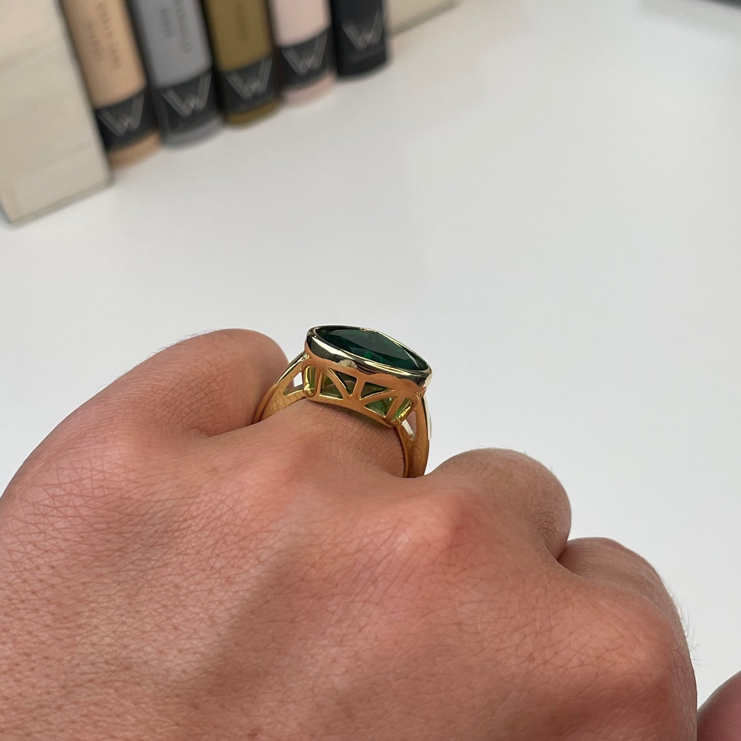 Sunshine Green Bold Ring - John Ross Jewellers