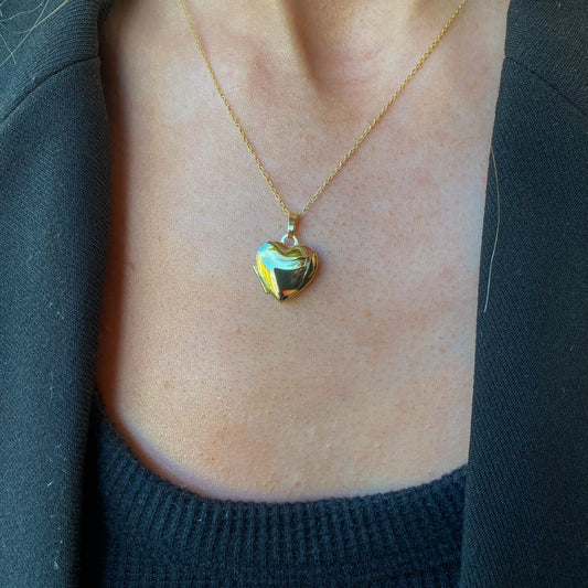 9ct Gold Simple Heart Locket and Chain | Medium - John Ross Jewellers