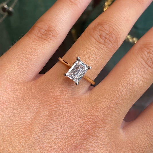 18ct Gold Solitaire Engagement Ring | Certificated Emerald Cut Lab 1.59ct