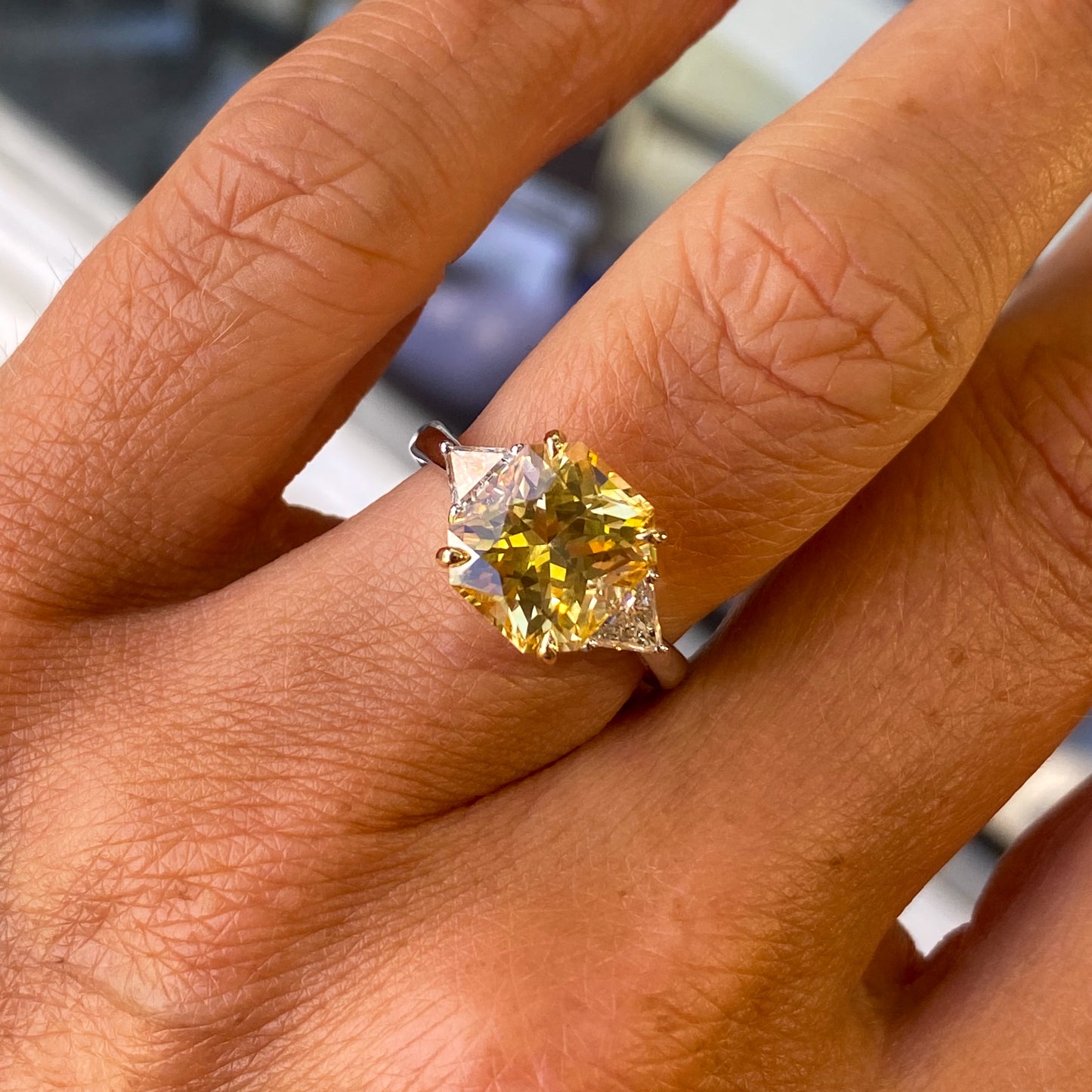 18ct White Gold Yellow Sapphire & Diamond Ring