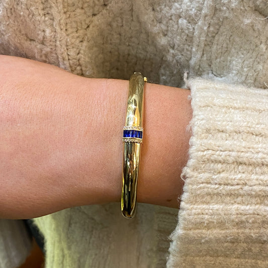 9ct Gold Sapphire Blue CZ Centrepiece Bangle