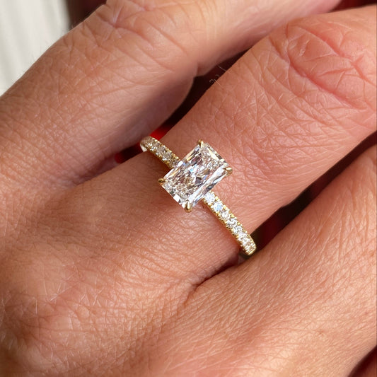18ct Gold Radiant Solitaire Engagement Ring | 1.01ct Certificated Lab - John Ross Jewellers