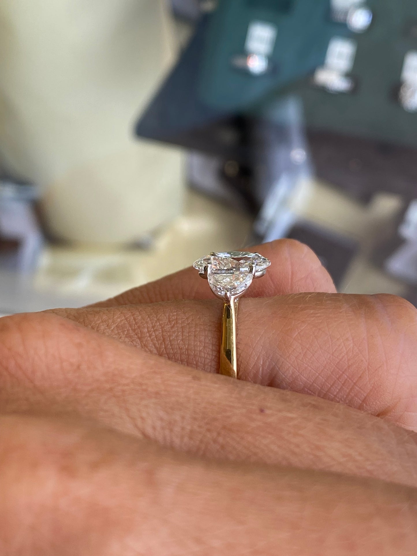 18ct Gold Trilogy Engagement Ring | Lab Certificated 2.80ct