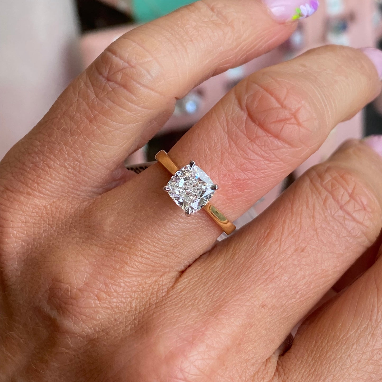 18ct gold cushion solitaire engagement ring with a 2.02ct certificated lab diamond, featuring a classic and elegant design.