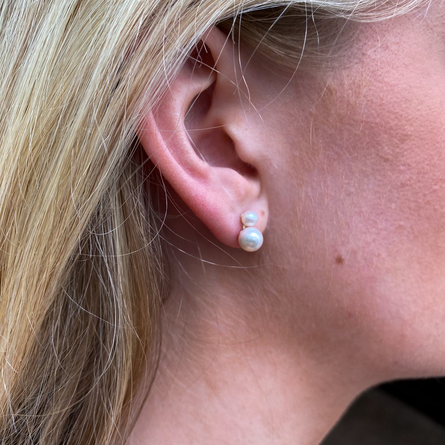 9ct Gold Freshwater Pearl Double Stud Earrings - John Ross Jewellers