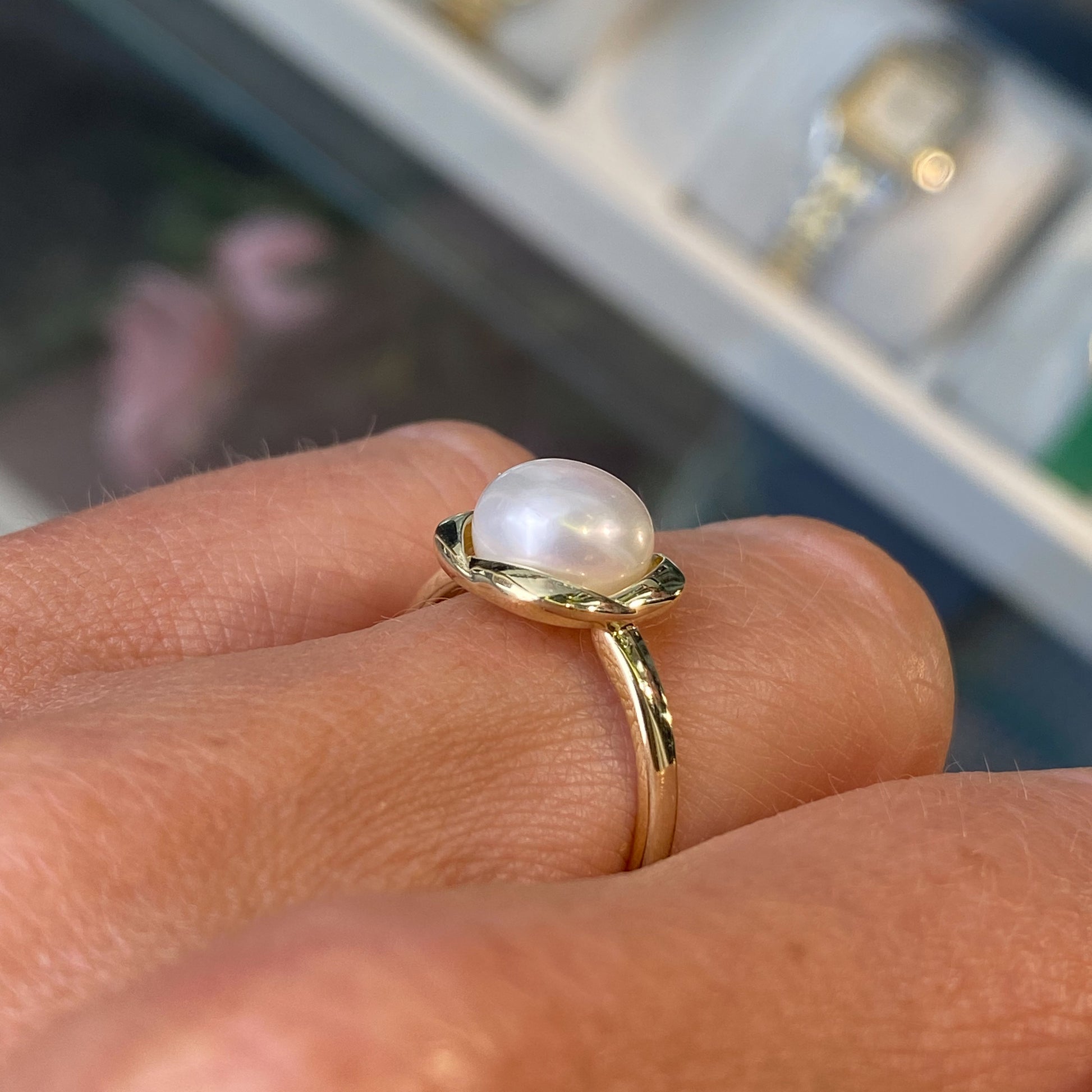 9ct Gold Bouton Pearl Ring - John Ross Jewellers