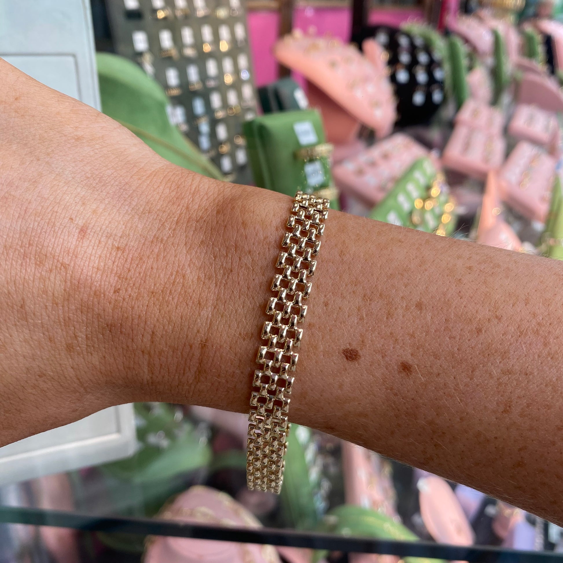 9ct Gold Panther Link Bracelet - John Ross Jewellers