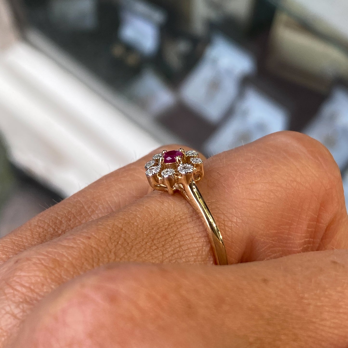 9ct Gold Pretty Ruby & Diamond Cluster Ring