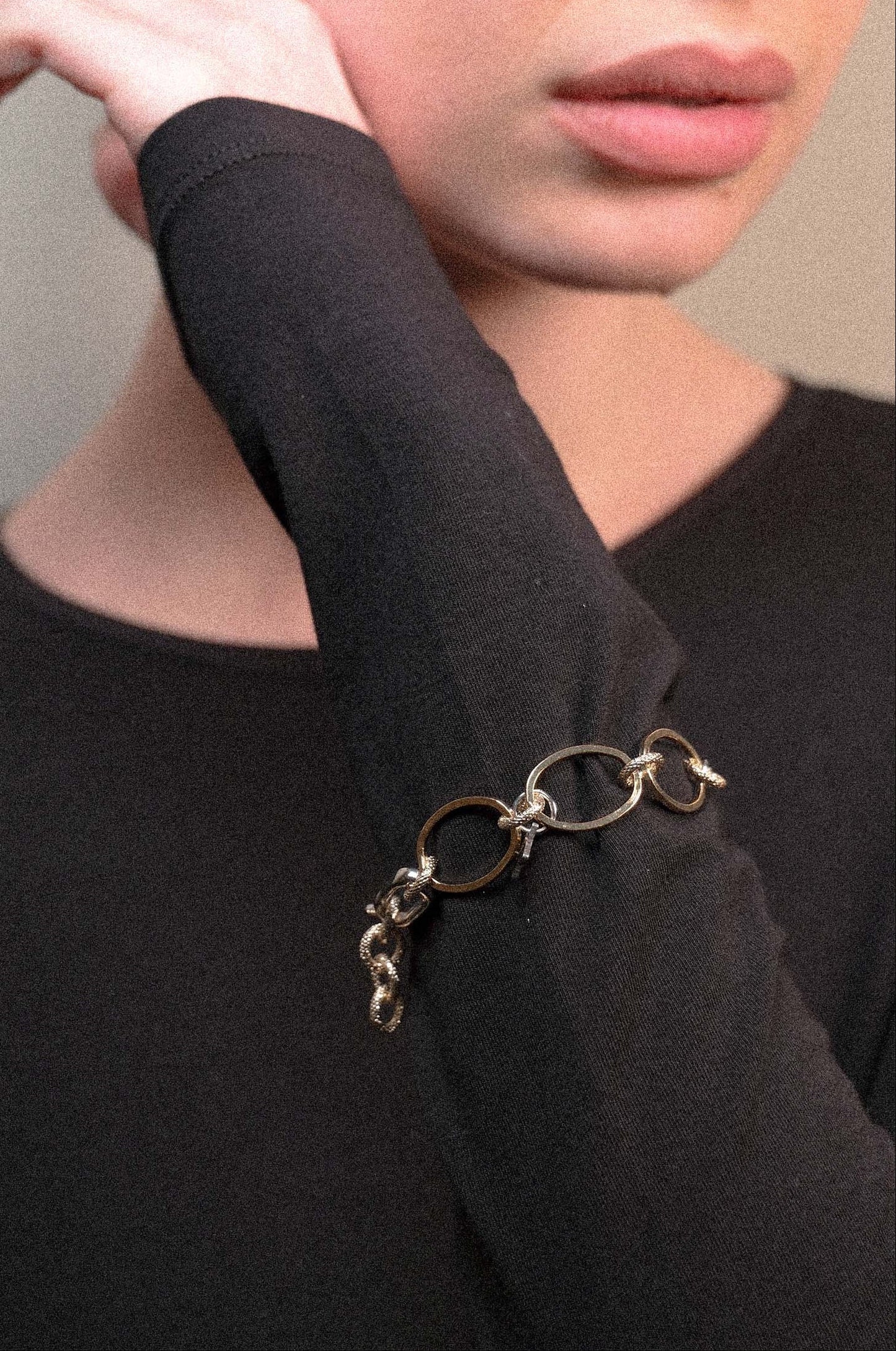 REBECCA Diva - Asymmetric Bracelet