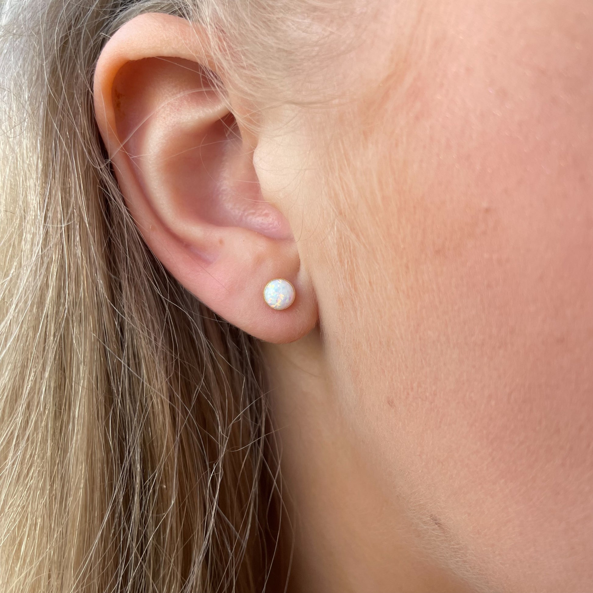 9ct Gold Round Opal Stud Earrings - John Ross Jewellers