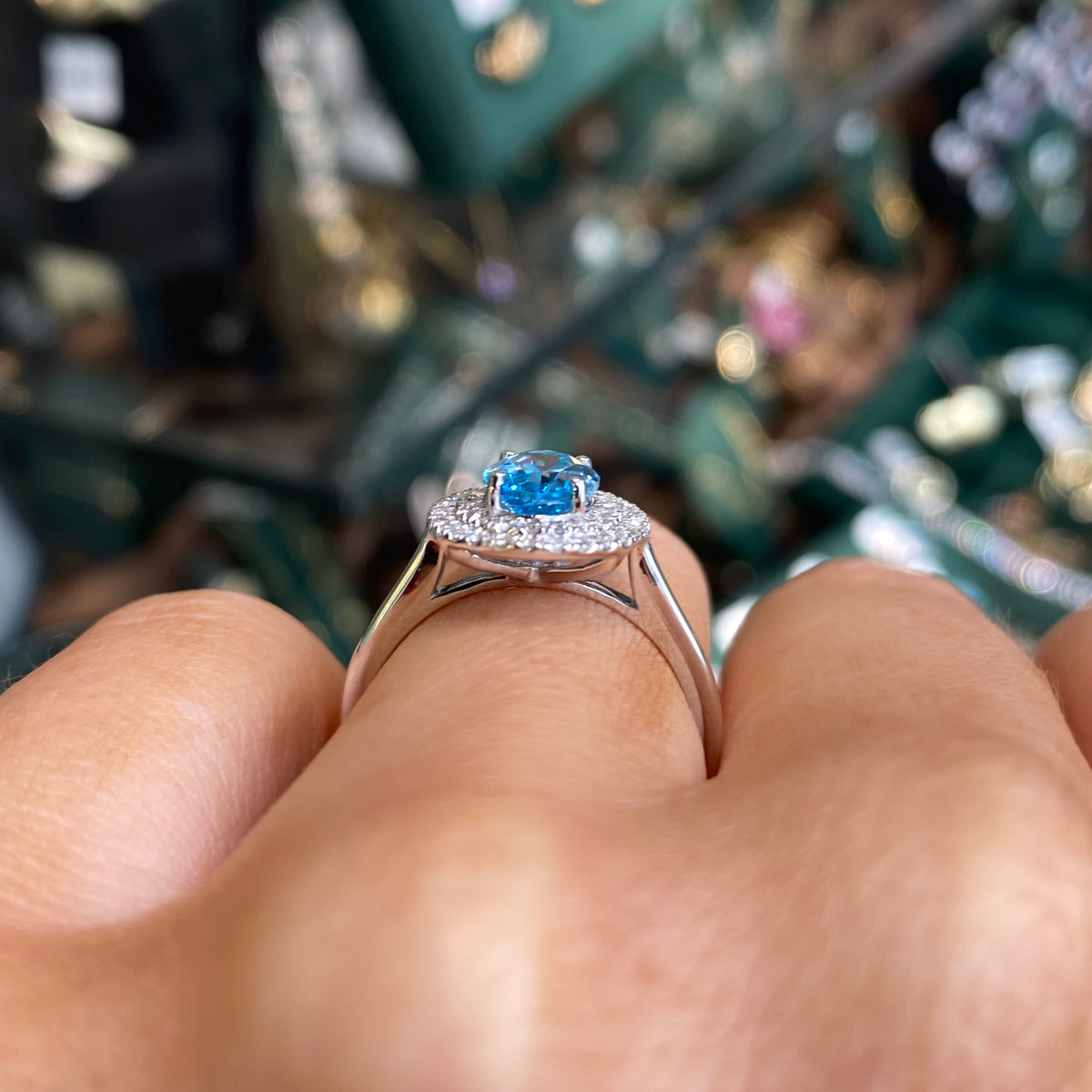 9ct White Gold Sky Blue Topaz & Diamond Ring