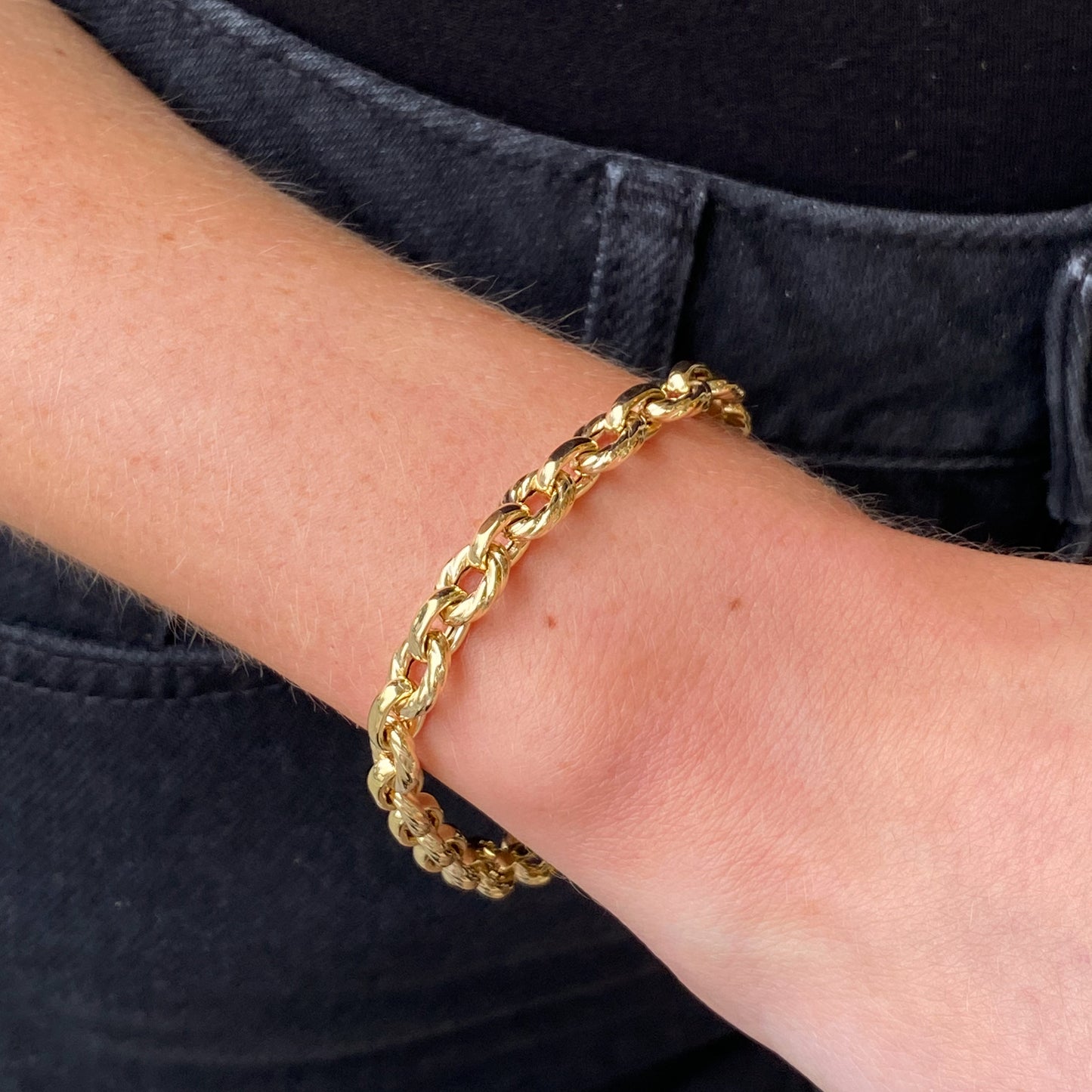 9ct Gold Oval & Twist Bracelet