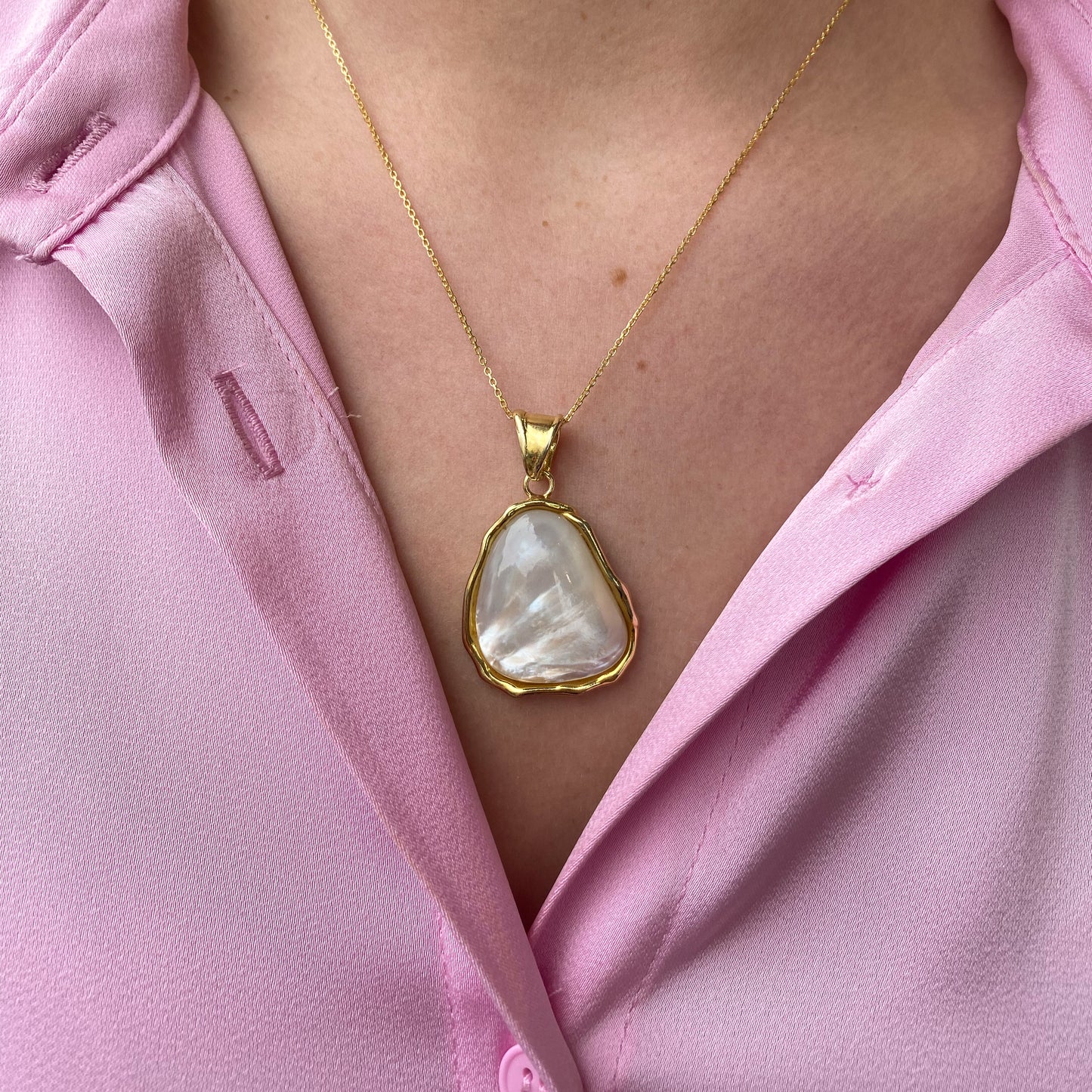 Baroque Mother of Pearl Pendant on Chain | 28mm x 26mm