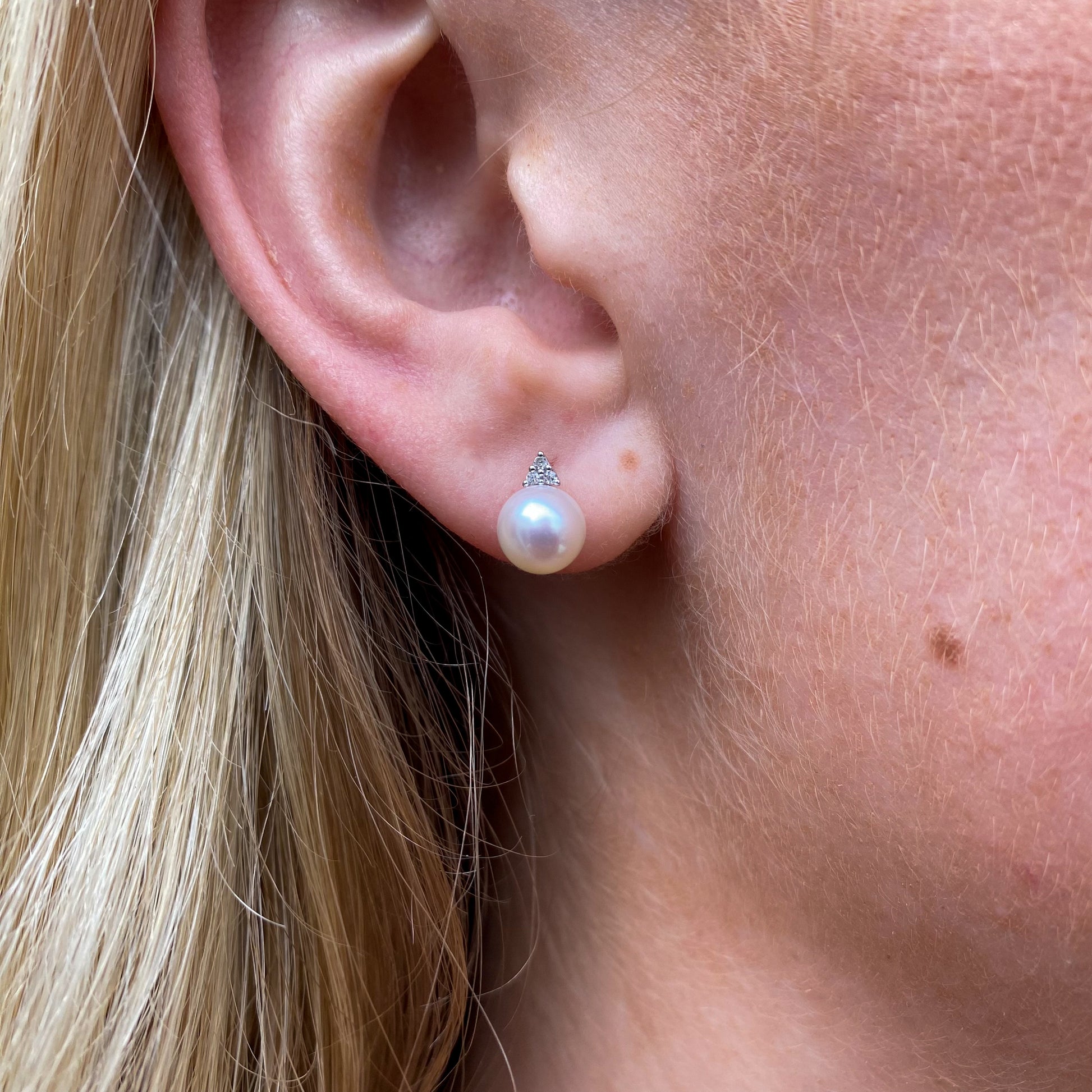 9ct Gold Cultured Pearl & Diamond Stud Earrings - John Ross Jewellers