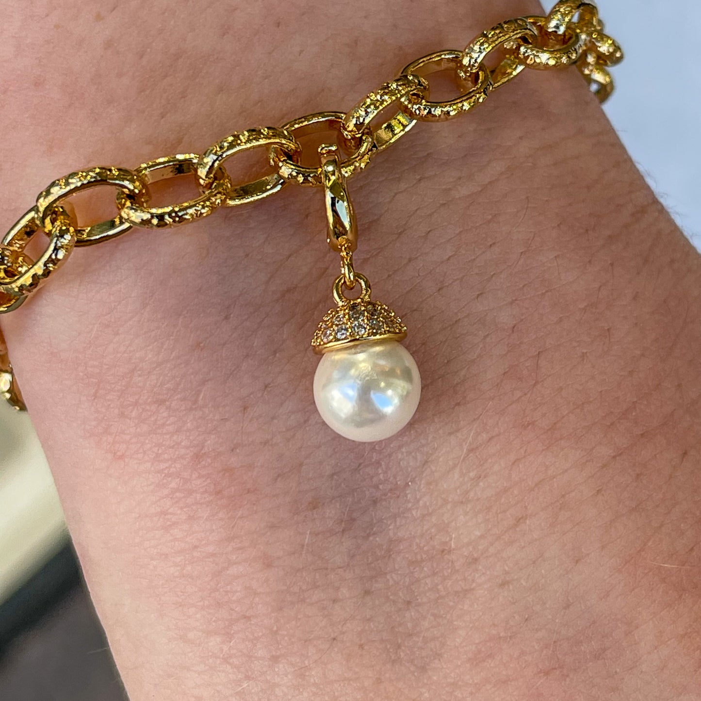 REBECCA MyWorld Clip-on Charm - Gold | Pearl - John Ross Jewellers