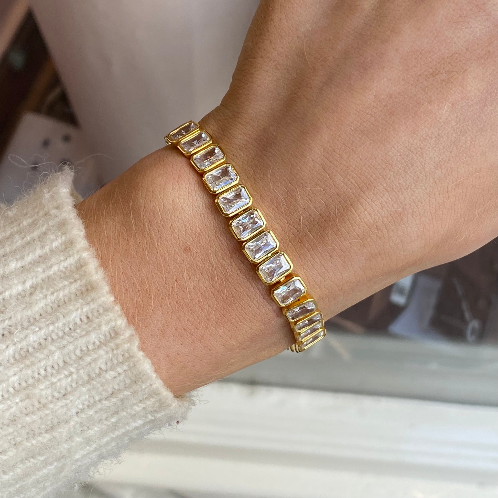 Sunshine Tennis Bracelet | Emerald Cut - John Ross Jewellers