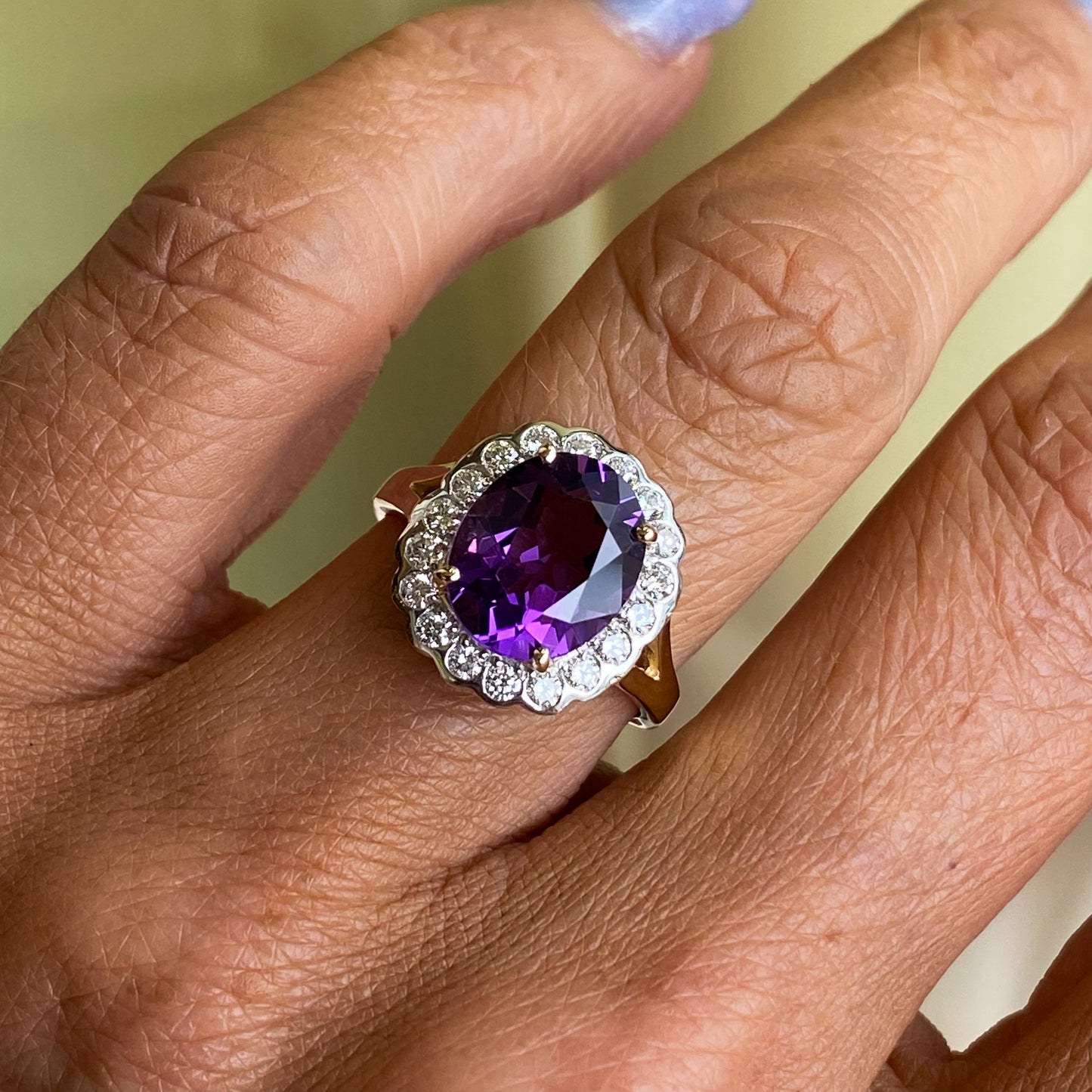 9ct Gold Amethyst & Diamond Ring