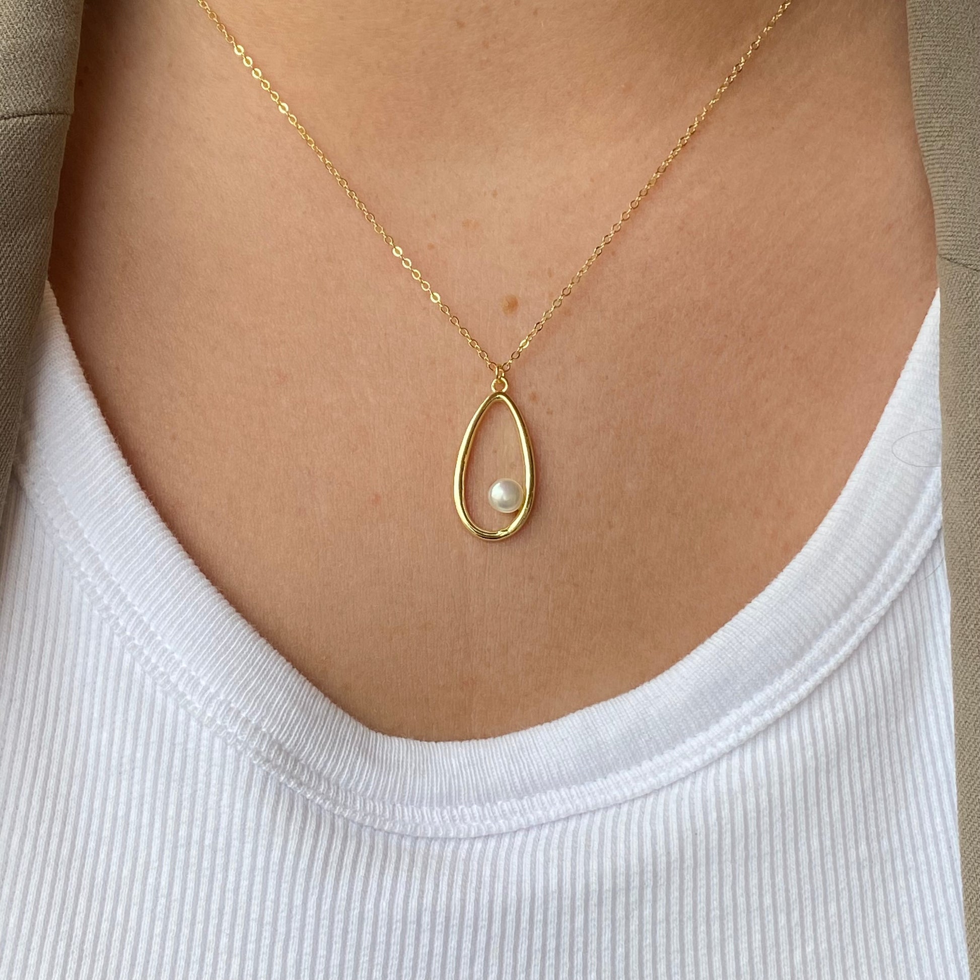 Sunshine Pearl Teardrop Necklace | 43cm - John Ross Jewellers