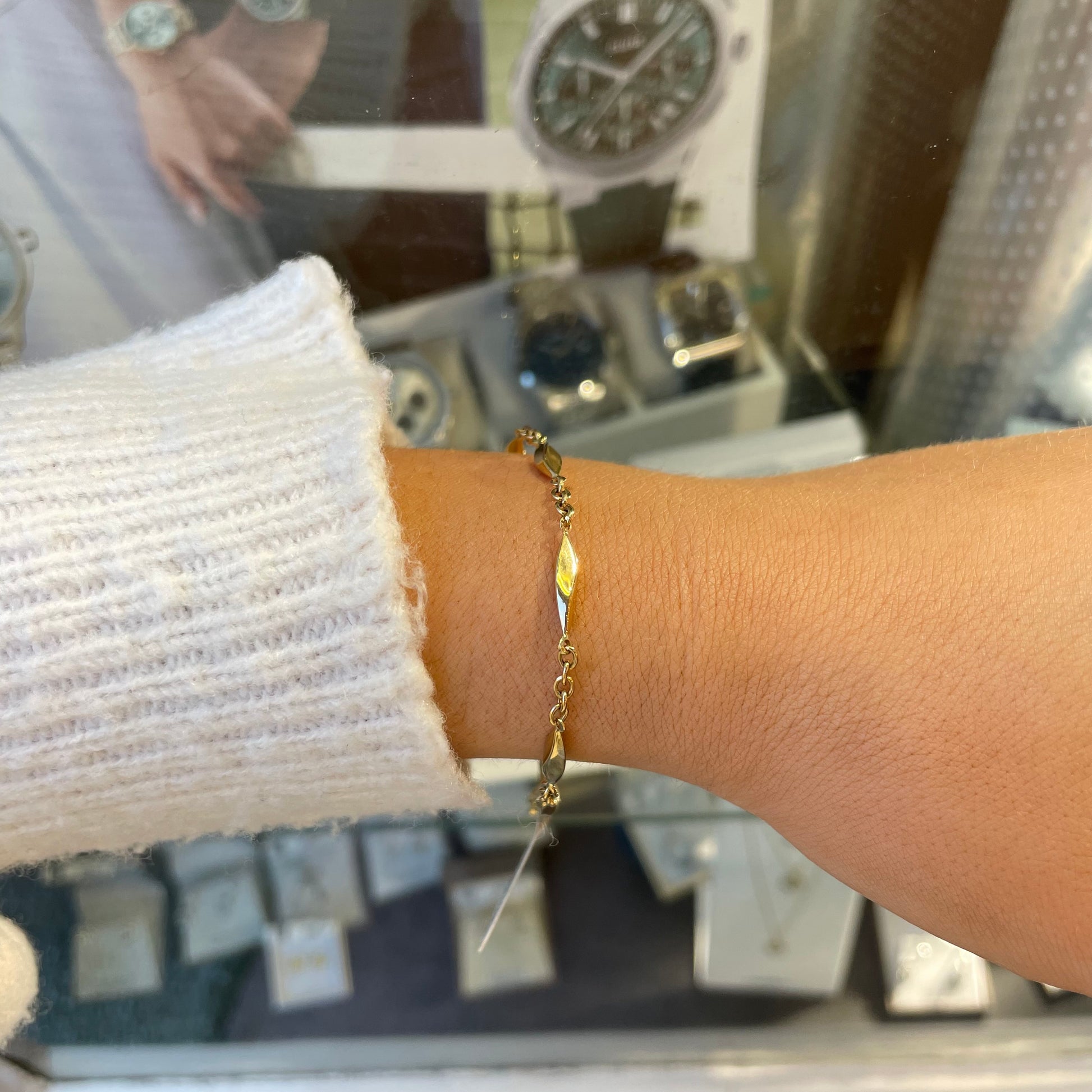 9ct Gold Puffed Twist Bracelet - John Ross Jewellers