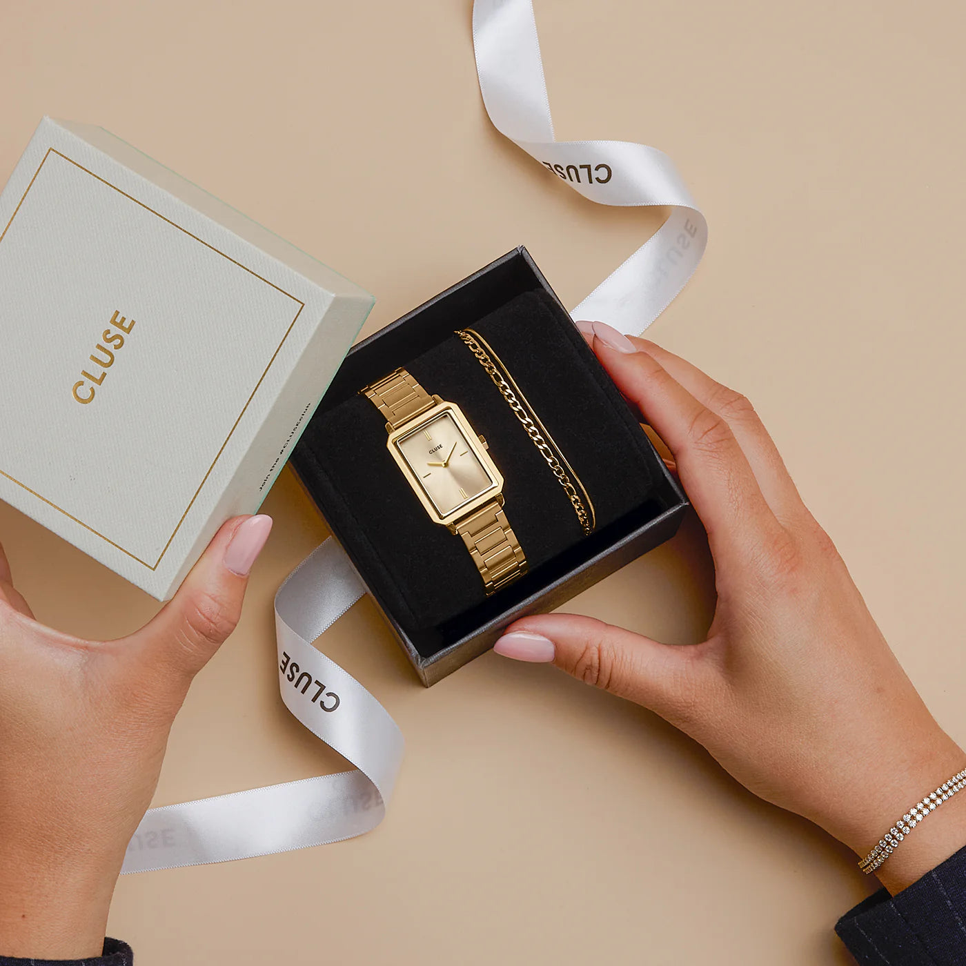 CLUSE Fluette Gift Box | Gold & Double Chain Bracelet - John Ross Jewellers