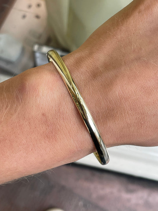 9ct Gold Classic Solid Polished Bangle | Narrow