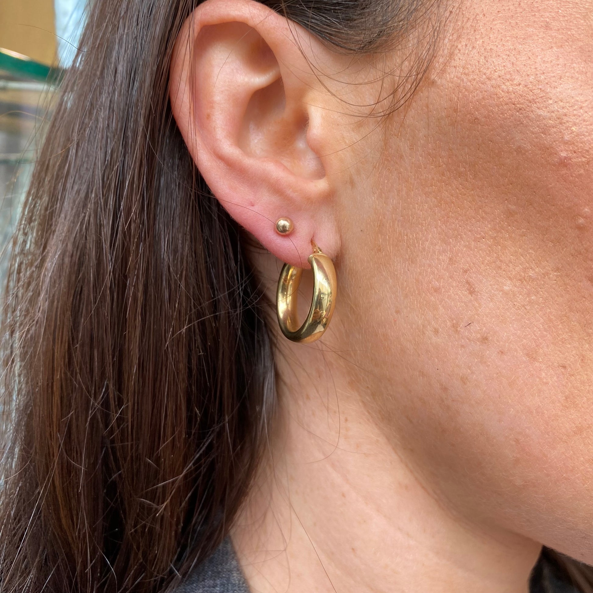 9ct Gold Classic Chunky Hoop Earrings | 15mm - John Ross Jewellers