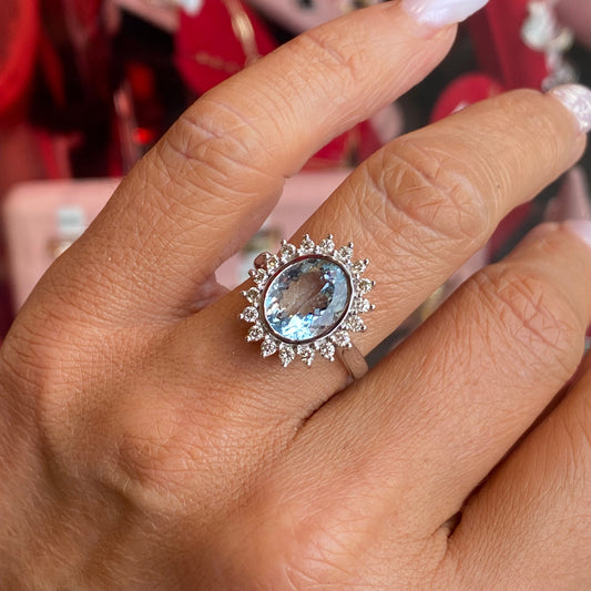 14ct White Gold Aquamarine & Diamond Ring